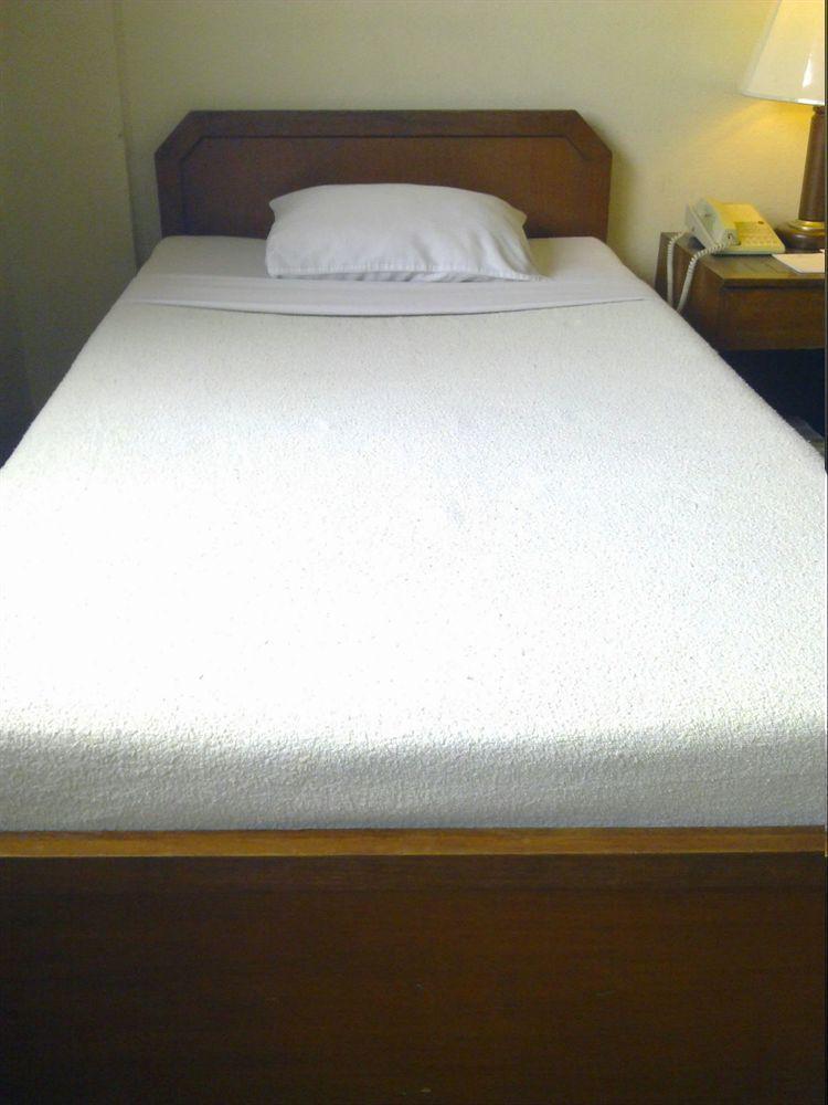 Mabini Mansion Hotel & Residential Suites Manila Ngoại thất bức ảnh